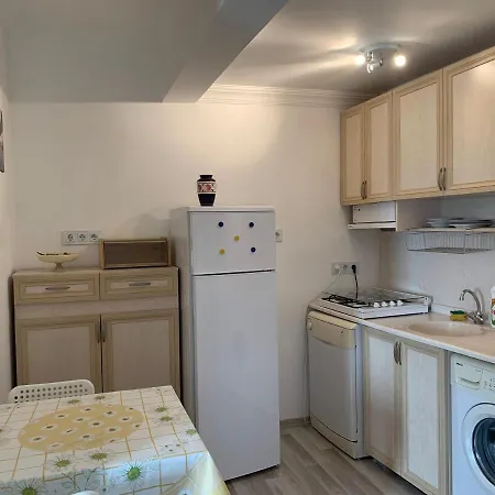 Muzkent Apartment *